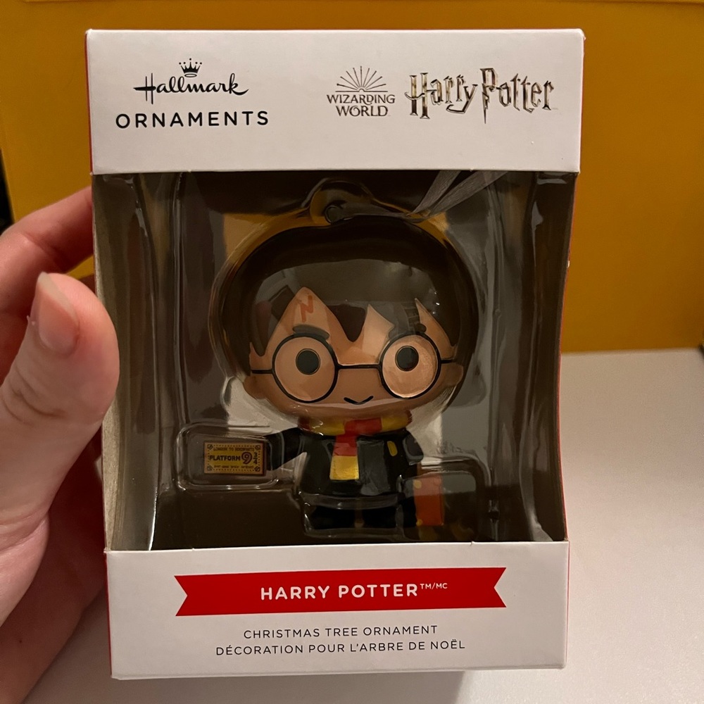 New in Box Hallmark Harry Potter with Train Ticket Christmas Ornament